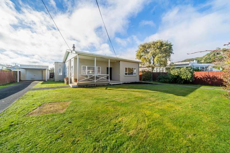 4 Heretaunga Square Silverstream_21