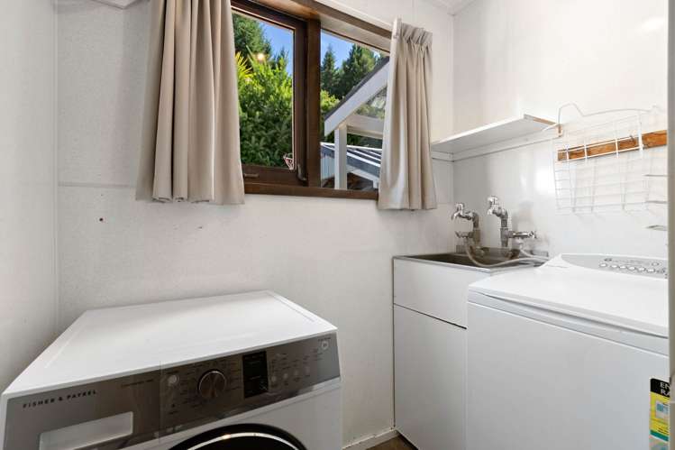 27 Avalon Crescent Fernhill/Sunshine Bay_22