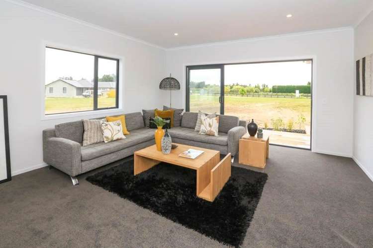 10 Meadowpark Way Matangi_12