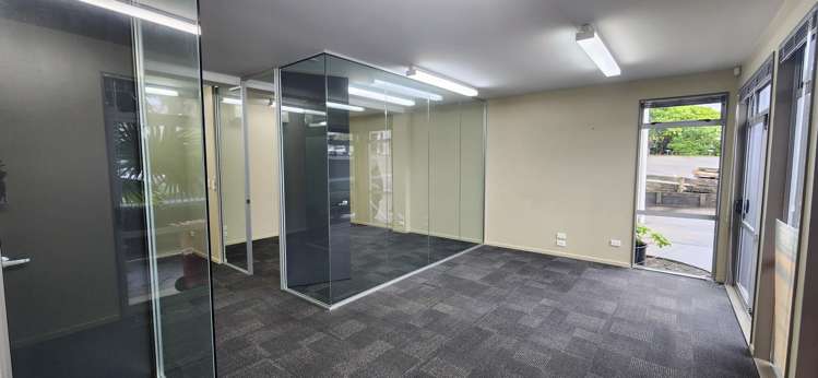 2B/27 David Sidwell Place Stanmore Bay_1