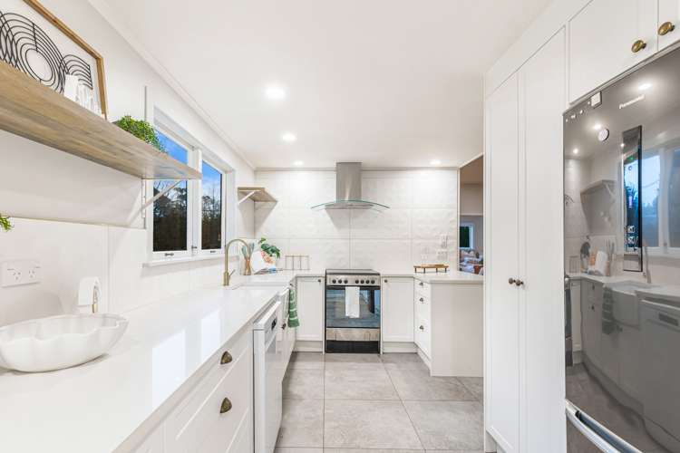 13 Hammond Avenue Hatfields Beach_5