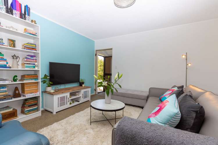 3 Majestic Way The Wood_9