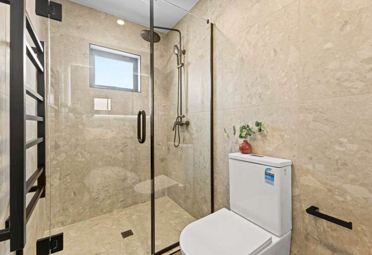40B Glenmore Road Sunnyhills_15