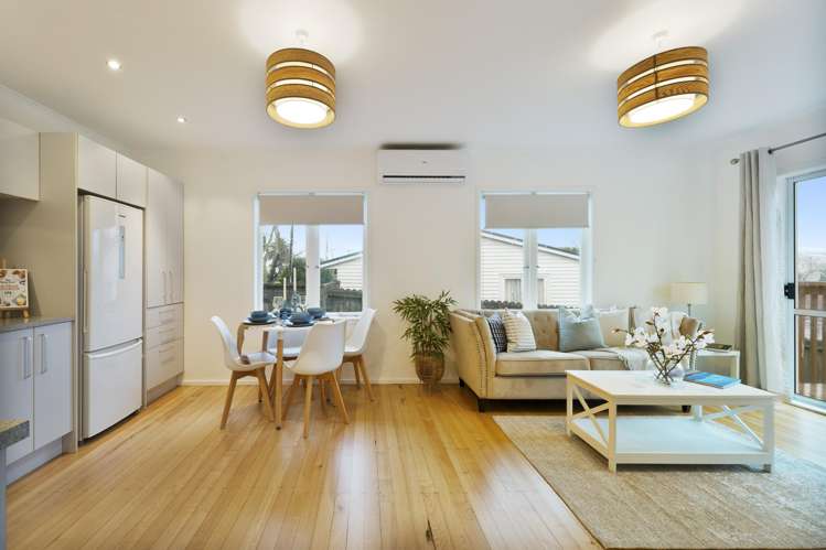 1/39 Lancaster Road Beach Haven_25