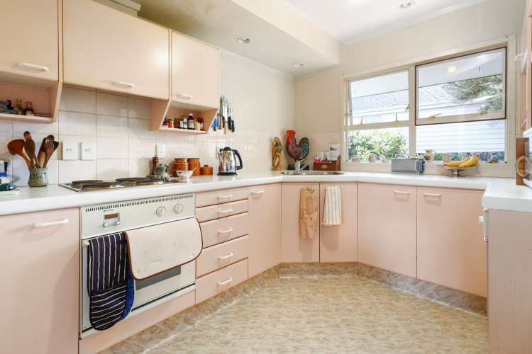 9/10 Gerard Way Saint Johns_8