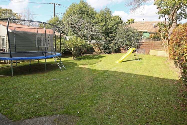 13 Township Road Waitakere_10