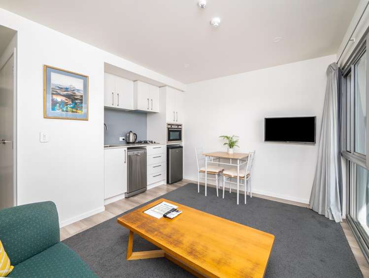 2/7 Wellington Street Russell_6