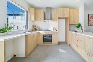 6 Riroriro Close_2