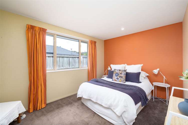 8 Piper Lane Beckenham_14