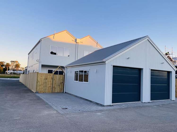 101 Tributary Parade Karaka_20