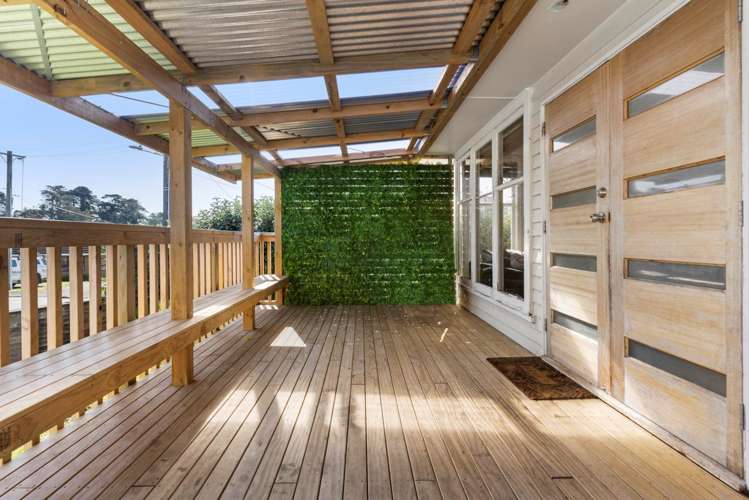 10 Serjeant Street Henderson_12