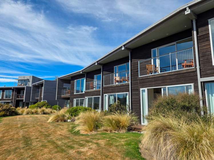 U 27/Room 818 Peppers Bluewater Resort Lake Tekapo_9