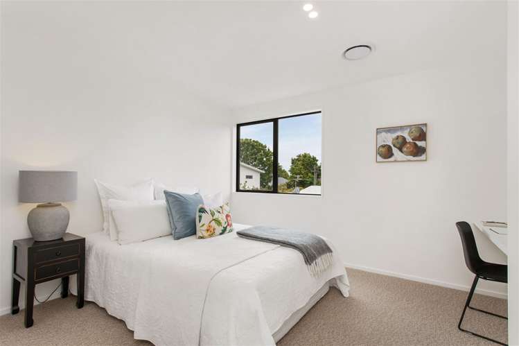 171 Mays Road Saint Albans_18