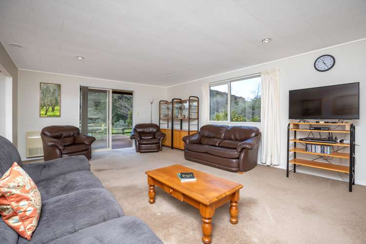124 Mangatarere Valley Road Carterton_8