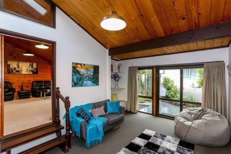 15 Hickford Place 10846_8