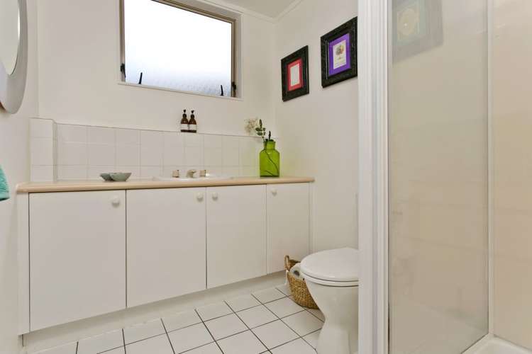 2/17 Aorangi Place Birkenhead_17