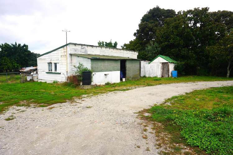 1 River Road Matawhero_7