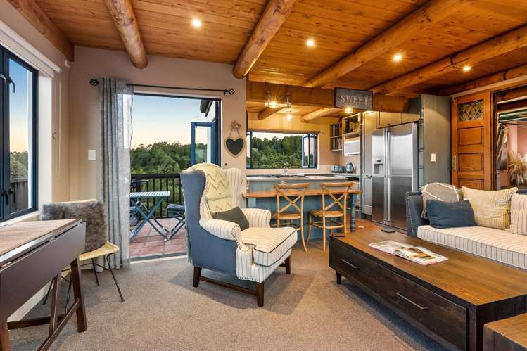 9 Laingrange Place Laingholm_22
