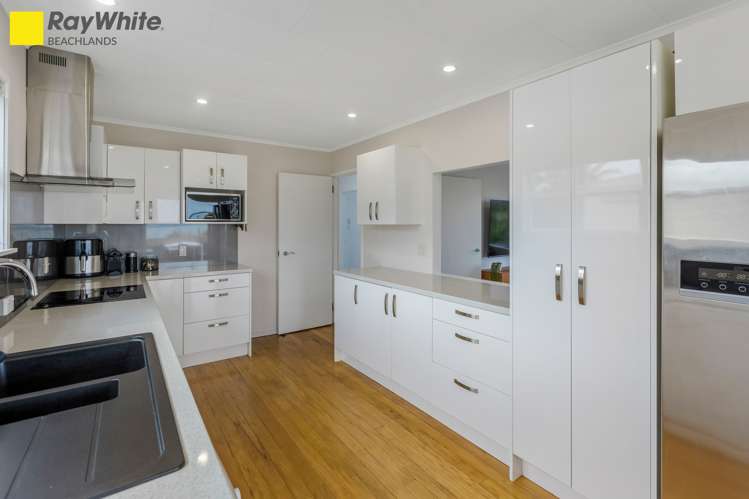 96 Maraetai Drive Maraetai_12