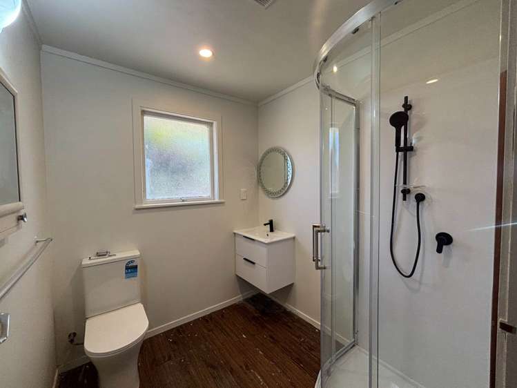 1/16 Stanniland Street Sunnyhills_8