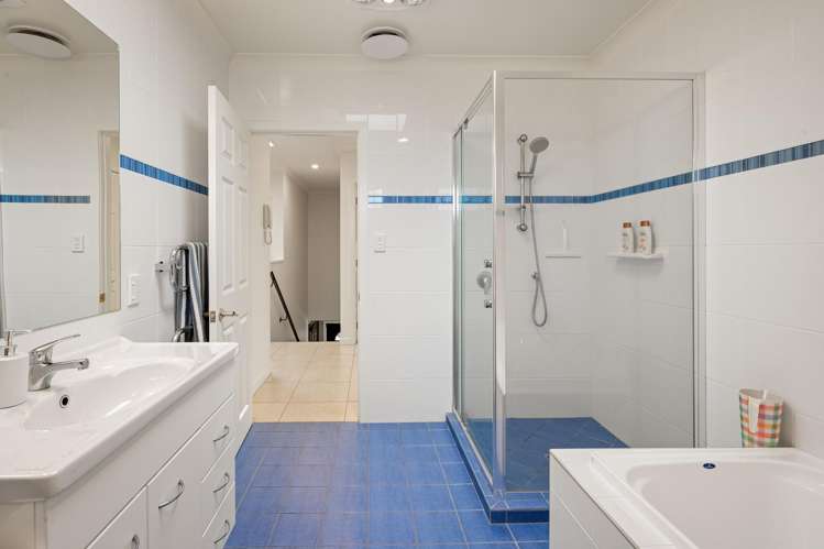 94b Fuchsia Lane Matangi_27