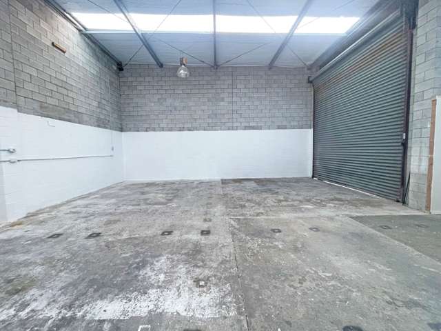 Unit B/9 Anvil Road Stanmore Bay_1