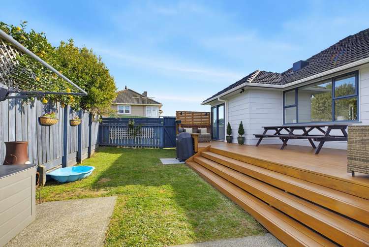 110 Main Road Titahi Bay_18