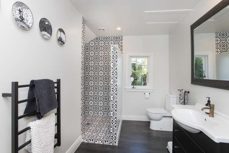 1 Riverside Road Whataupoko_12