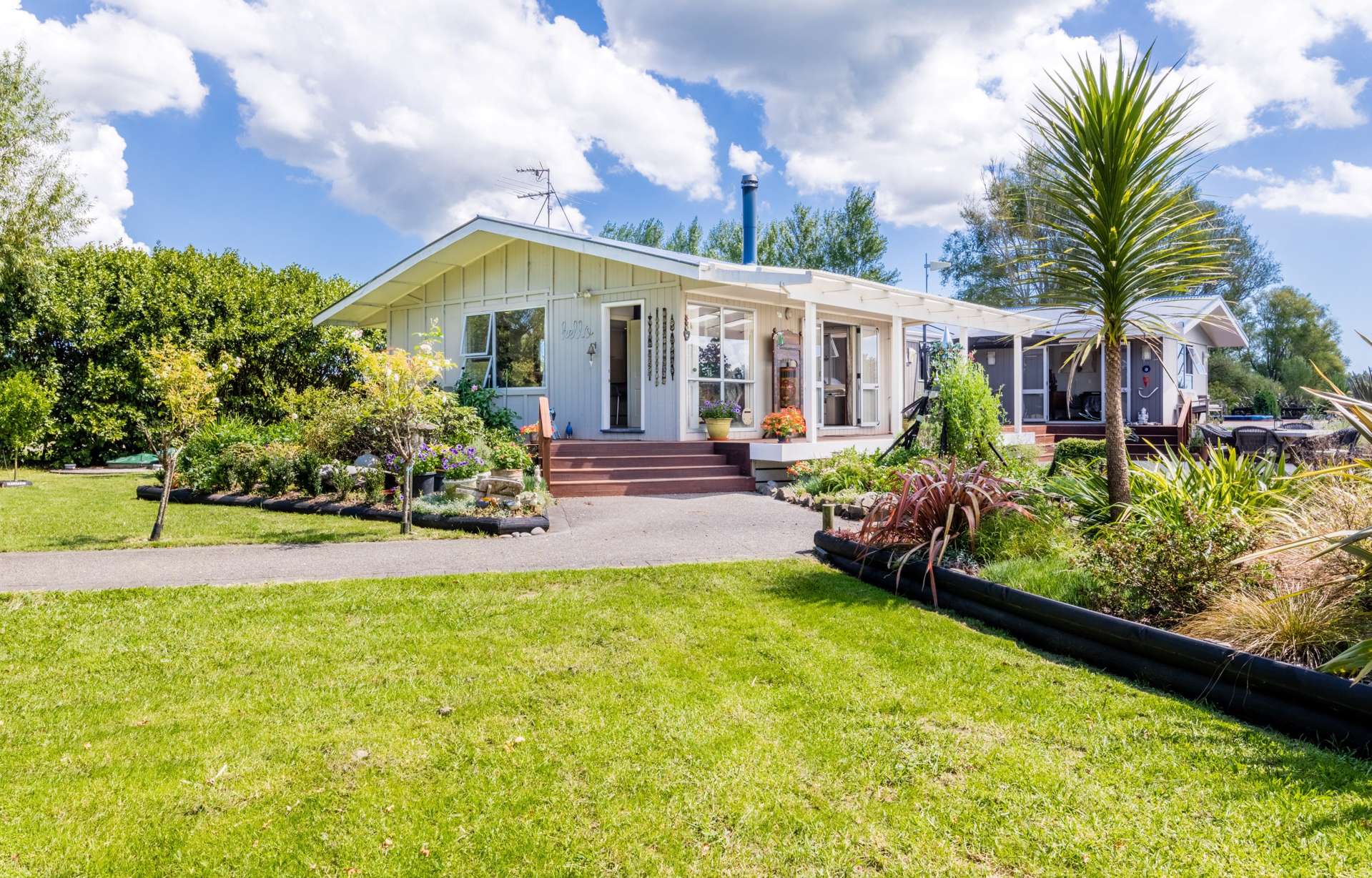 138 Boord Crescent Kumeu_0