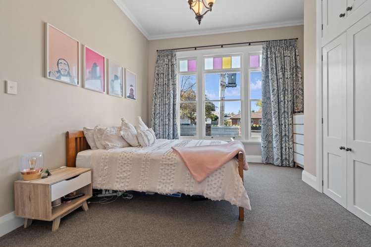 260 High Street North Carterton_18