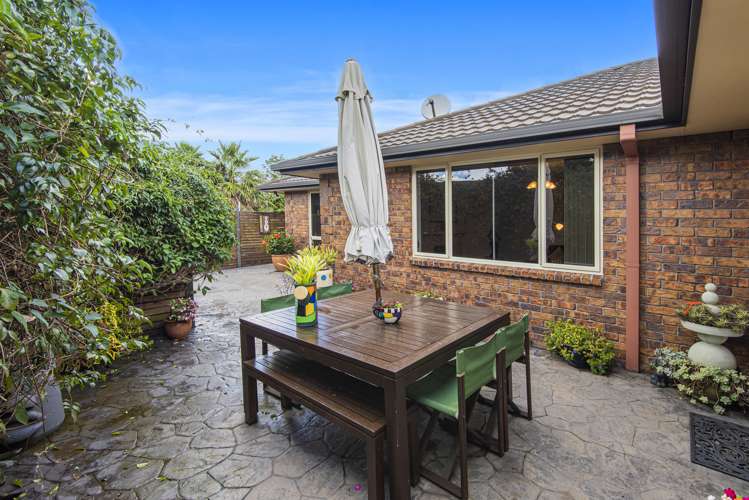 5 Conifer Grove Kamo_18