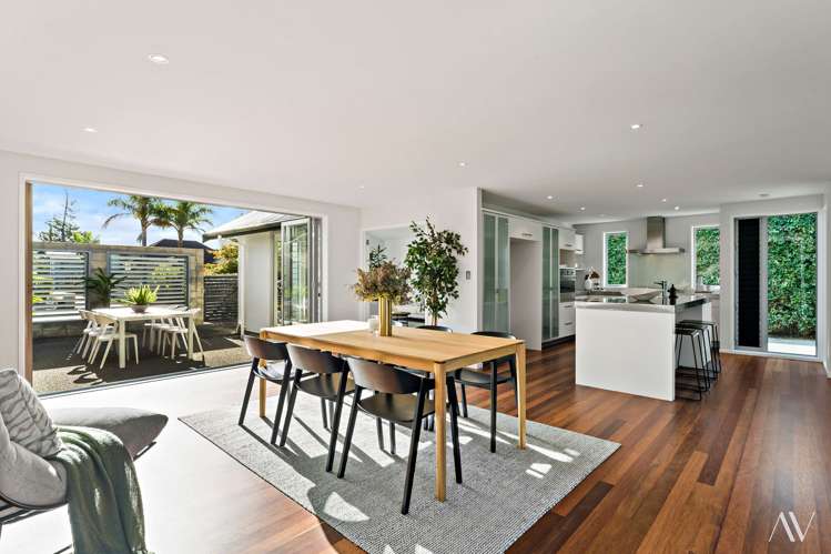 39 English Oak Drive Schnapper Rock_7