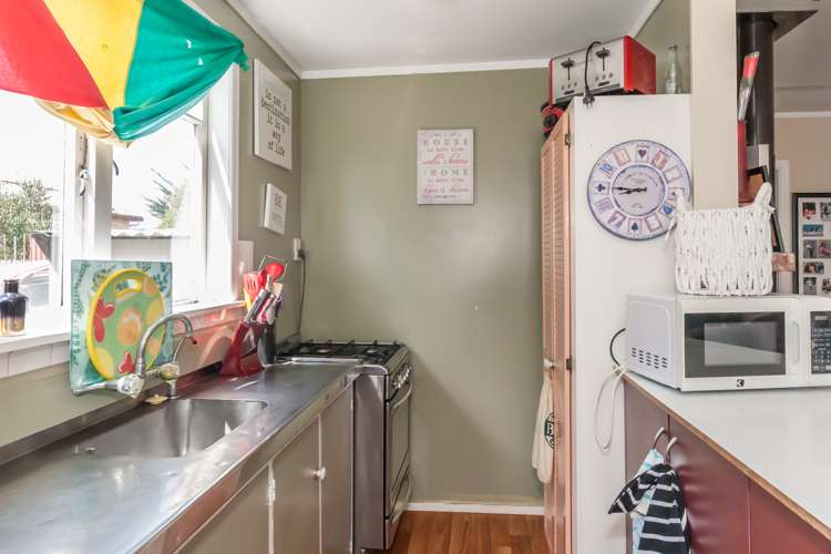 11 Ruanui Street Himatangi Beach_10