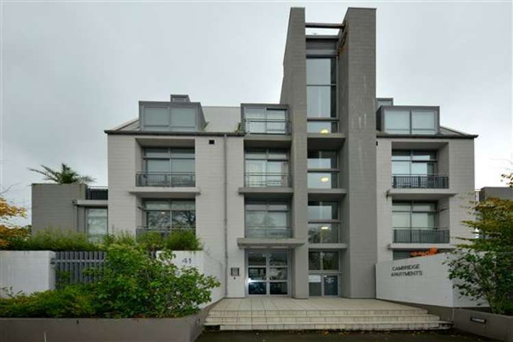 2/41 Cambridge Terrace Christchurch Central_3