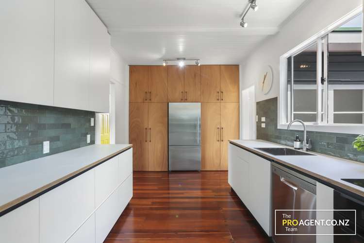 38 Victory Road Laingholm_6