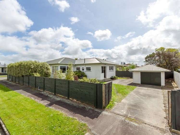 25 Forbury Avenue Takaro_17