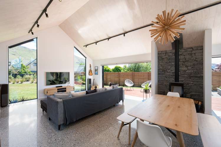 121 West Meadows Drive Wanaka_6