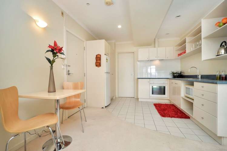 4bs/1 Emily Place Auckland Central_5