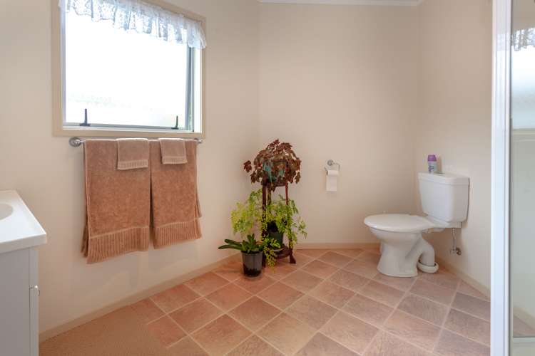 214 Rolleston Street Thames_14