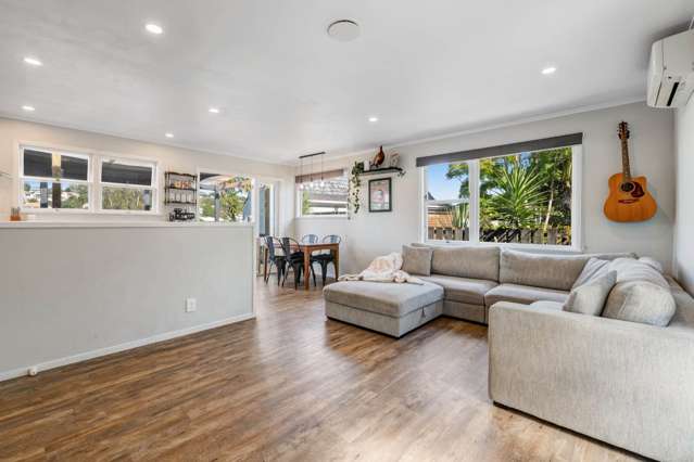 245 Vipond Road Stanmore Bay_4