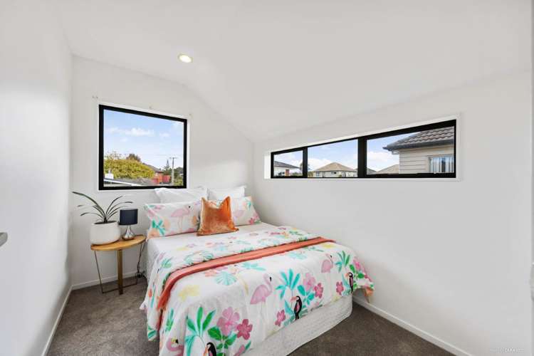 5 Bordeaux Parade Te Atatu South_15