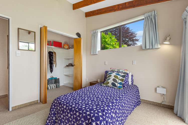 11 Stuart Street Levin_12