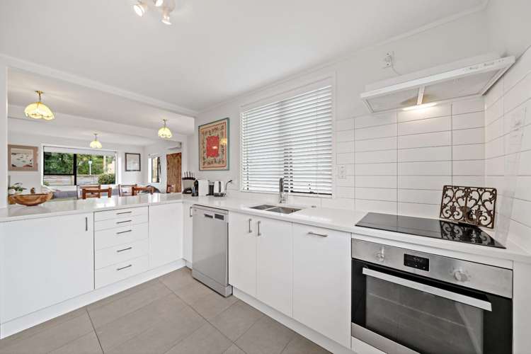 1/20 Lomond Street Takapuna_6