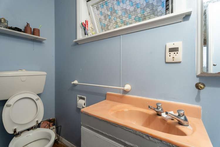 19 Bayview Road Paremata_19