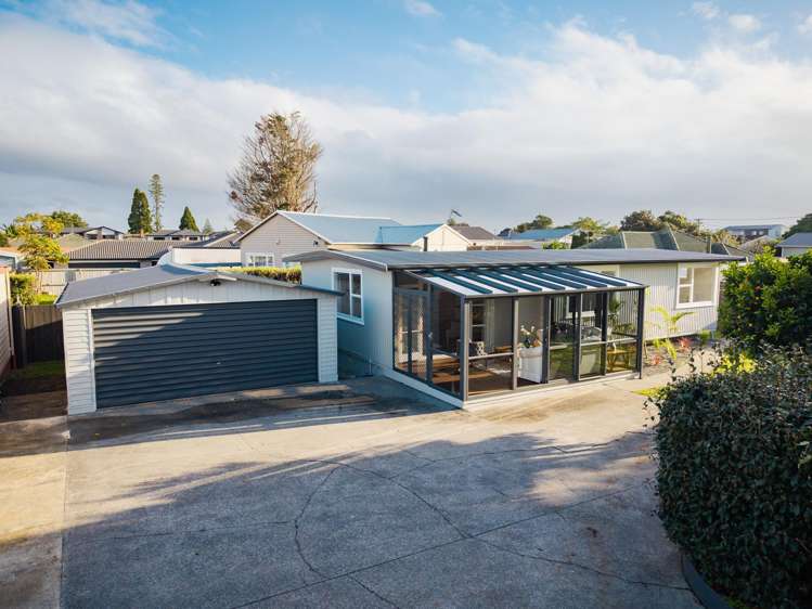 2/41 Gloucester Road_0