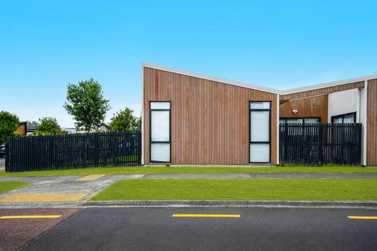 17 Liberation Road Papakura_12