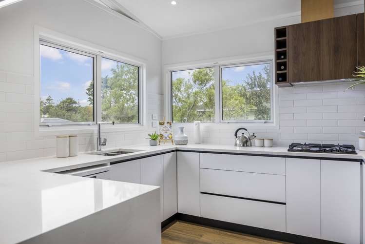 27 Caronia Crescent Lynfield_34