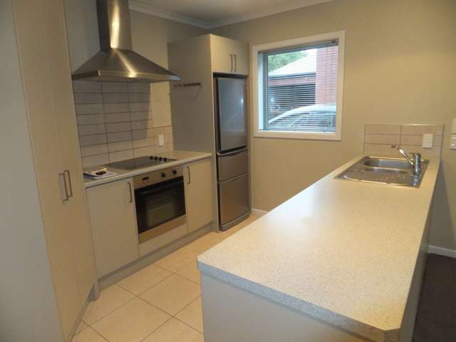 15b Grove Road Addington_2