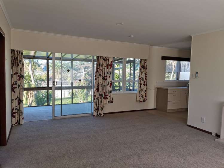 2/60 Oakdale Road Mount Roskill_3