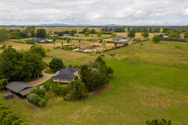 186 Holland Road Puketaha_19